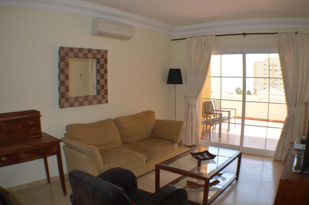 Apartamento Puertosol Estepona Bagian luar foto